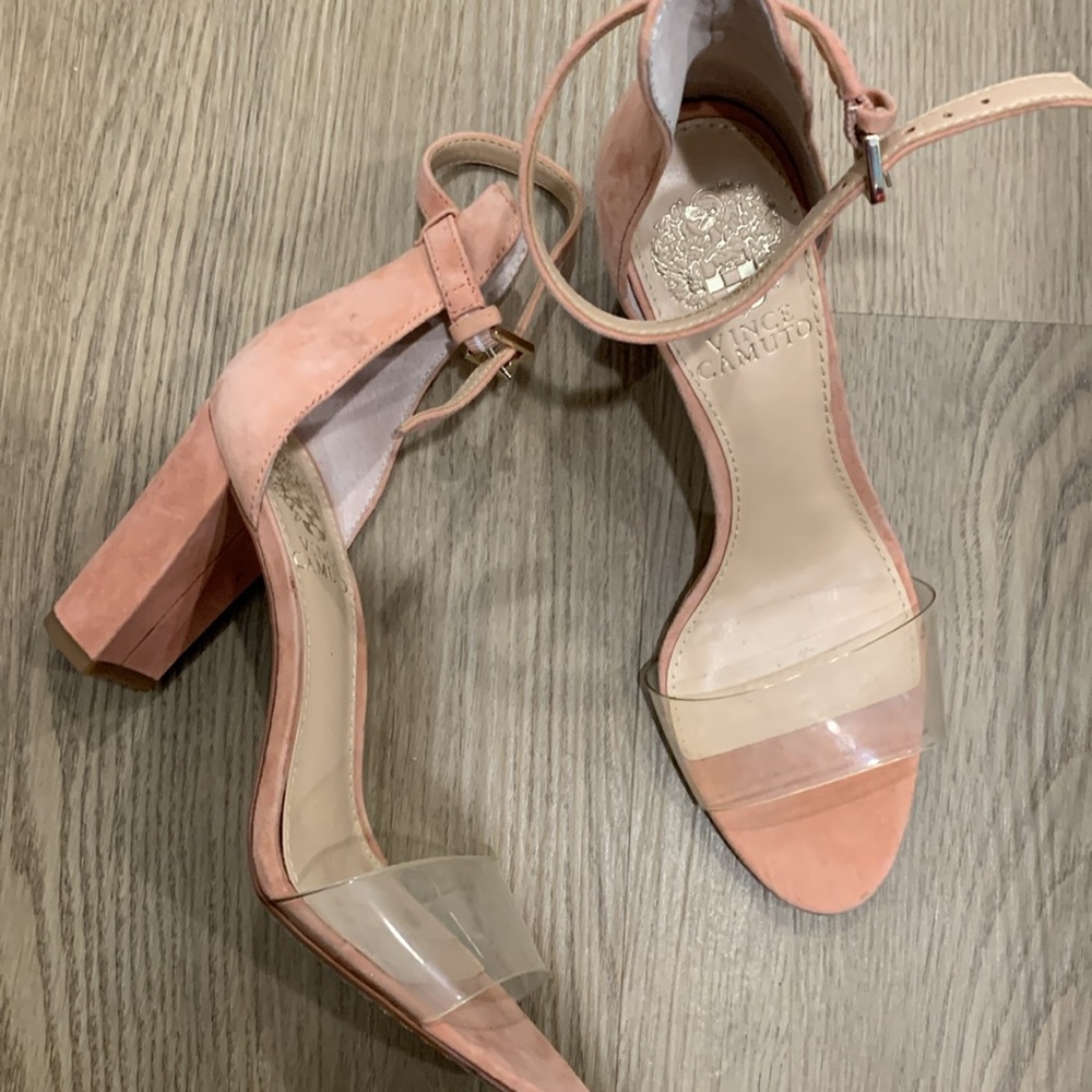 Vince Camuto‎ Women's Pink and Cream Heels clear strap
Size 6M